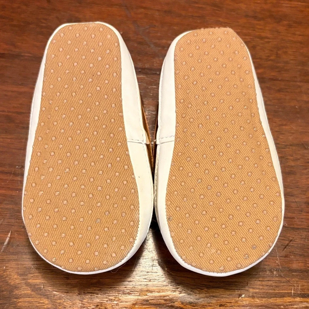 Old Navy Tan Kids Moccasins